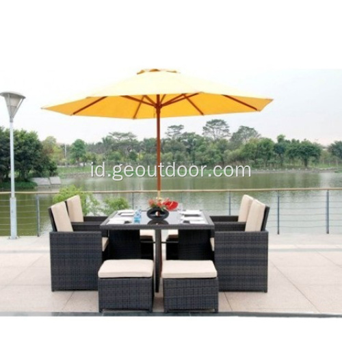 Meja Outdoor Villa Baik Digunakan Patio Furniture